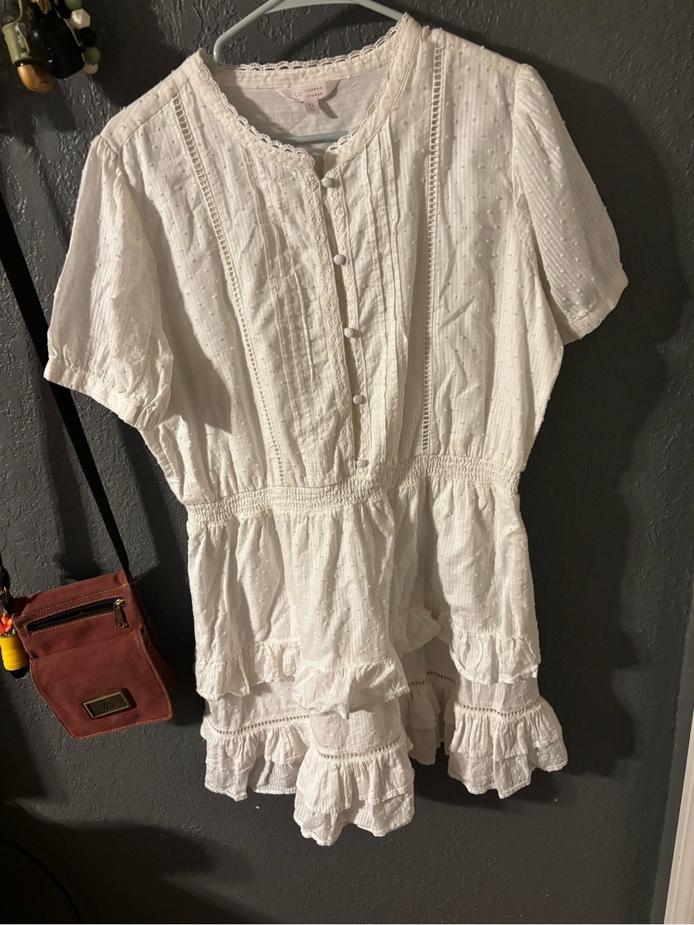 Womens size XL Lauren Conrad White Ruffled Cotton Dress